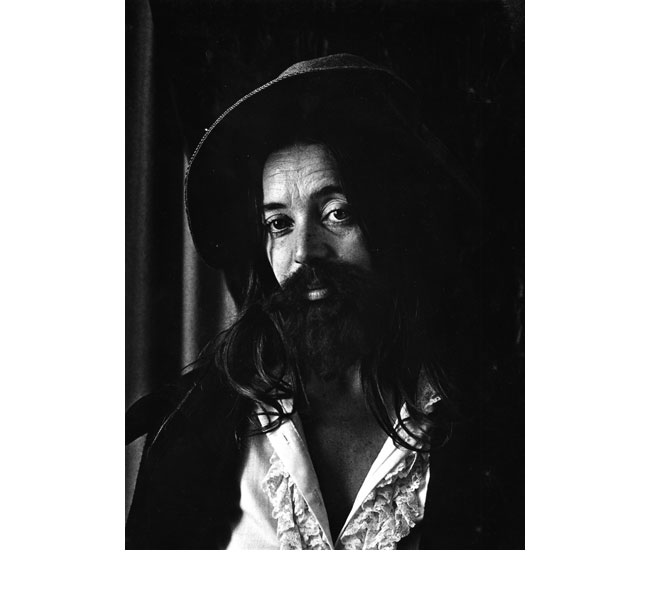 <em>Portrait of the King</em>, 1972. Black and white photograph mounted on board, 13 3/4 x 9 3/4 in. Courtesy the artist and Ronald Feldman Fine Arts. Portrait of the King, 1972