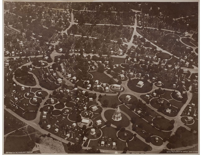 1921 Aerial view of Woodlawn Cemetery by the Jerome Avenue gates. Avery Library, Drawings & Archives, Woodlawn Cemetery Records. Aerial View of Woodlawn Cemetery